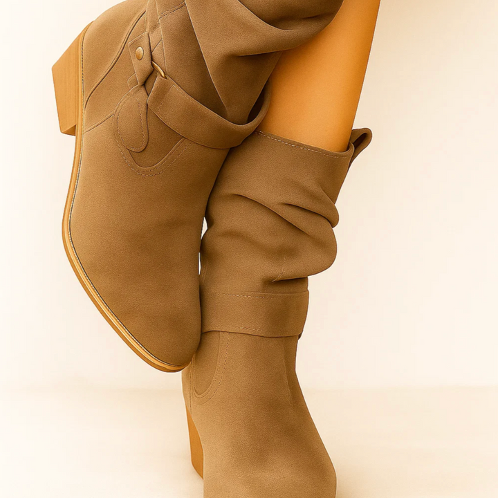 AMARÉL – Elegante Suède Enkellaarsjes